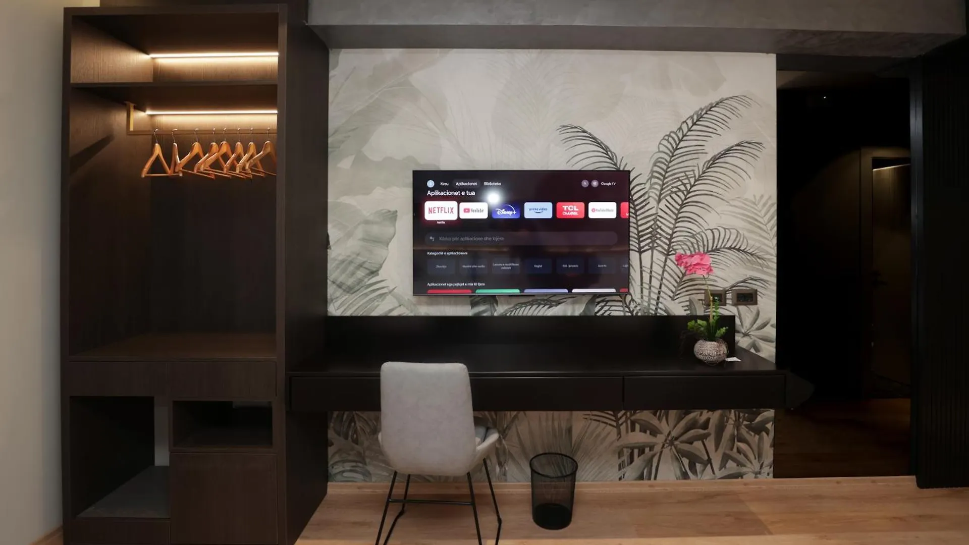 Gremmy Boutique Hotel Tiran