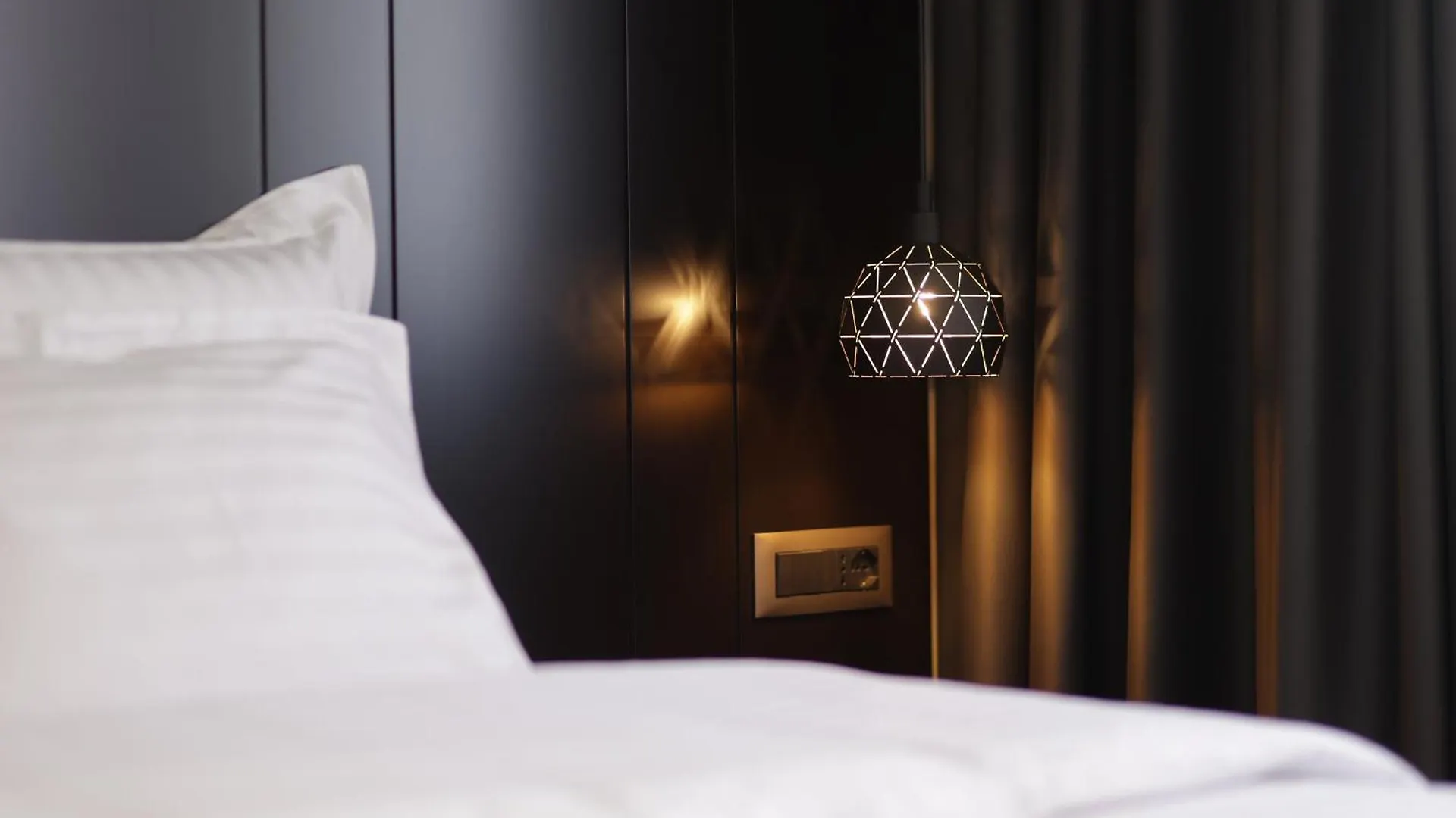 Gremmy Boutique Hotel Tiran