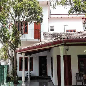 House Of Seya Couette-café Negombo
